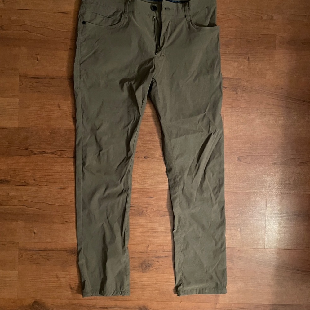 SOLD Kenneth Cole Tech Pants
